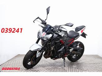 krockskadad bil motor Kawasaki Z 900 ABS LED Akrapovic 8.583 km! 2022/4