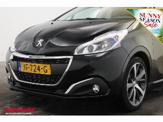 Peugeot 208 1.2 PureTech Aut. Première Pano Navi Clima Cruise Camera 29.828 km! picture 12
