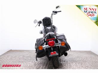 Harley-Davidson  FLSTC Heritage Softail Classic picture 8