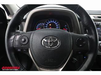 Toyota Rav-4 2.0 Style 4WD Aut. Navi Clima Cruise AHK picture 19