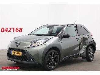 uszkodzony samochody osobowe Toyota Aygo 1.0 VVT-i S-CVT Play Apple/Android ACC Navi Camera 2022/8