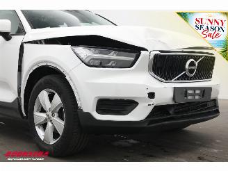 Volvo XC40 1.5 T2 Momentum Core LED Apple/Android Cruise PDC picture 11