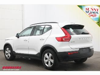 Volvo XC40 1.5 T2 Momentum Core LED Apple/Android Cruise PDC picture 4