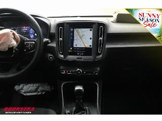 Volvo XC40 1.5 T2 Momentum Core LED Apple/Android Cruise PDC picture 20