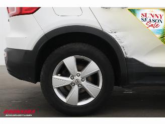 Volvo XC40 1.5 T2 Momentum Core LED Apple/Android Cruise PDC picture 8
