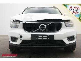 Volvo XC40 1.5 T2 Momentum Core LED Apple/Android Cruise PDC picture 12