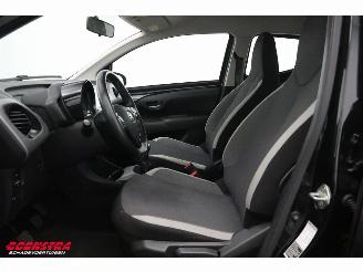 Toyota Aygo 1.0 VVT-i x-play limited Apple/Android Cruise Camera picture 13