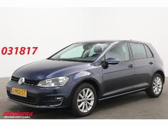 okazja samochody osobowe Volkswagen Golf 1.6 TDI 110pk Comfortline Clima Navi Cruise SHZ 2016/4