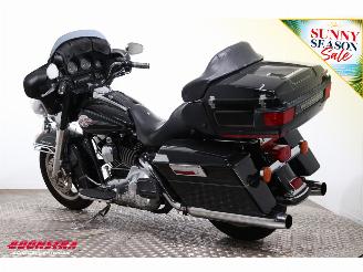 Harley-Davidson  FLHTCU Ultra Classic Cruise Radio 25.630 Mijl! picture 4