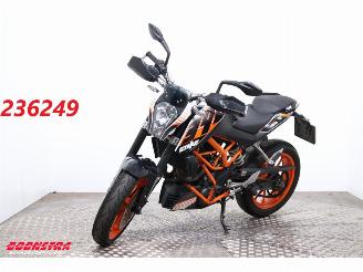Unfall Kfz Motorrad KTM 390 Duke ABS Arrow 2015/9
