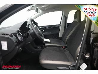 Volkswagen Up! 1.0 high up! 5-Drs Clima Navi Cruise LMV 17.491 km! picture 11