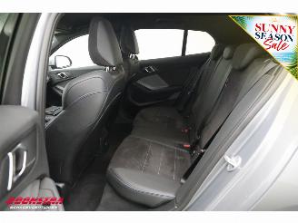 BMW 1-serie 120i Aut. M-Sport LED ACC Virtual Camera SHZ picture 14