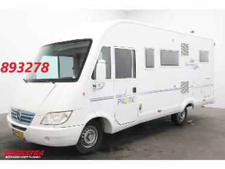 voitures  camping cars Pilote  Reference 316 CDI Solar Hefbed Garage Oven Douche Cruise 126.867 km! 2006/10