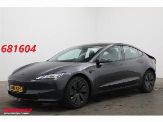 Vaurioauto  passenger cars Tesla Model 3 RWD 60 kWh Fahrbereit Pano LED ACC Leder Camera SHZ 2025/12