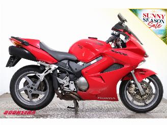 Honda  VFR 800FI ABS picture 7