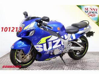 skadebil motor Suzuki  GSX 1300R Hayabusa Micron Exhaust 35.976 km! 2000/6