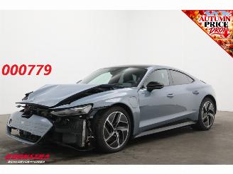 Damaged car Audi E-tron ACC Pano Clima Memory B&O Navi Virtual HUD SHZ PDC 2025/11