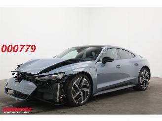 Damaged car Audi E-tron ACC Pano Clima Memory B&O Navi Virtual HUD SHZ PDC 2025/11