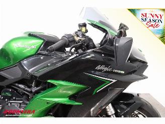 Kawasaki  Ninja H2 SX Akrapovic LED Cruise Heizgriffe picture 11