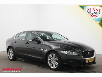Jaguar XE 2.0 AUT Portfolio Clima Navi Cruise Leder SHZ PDC picture 2