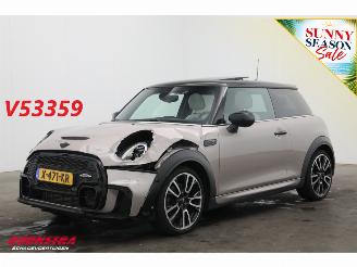 Damaged car Mini Cooper S 2.0 180 PK Aut. JCW Pano LED ACC Leder HUD Camera SHZ 2023/12