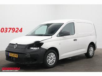 krockskadad bil bedrijf Volkswagen  2.0 TDI Comfort Navi Airco Cruise 2023/1