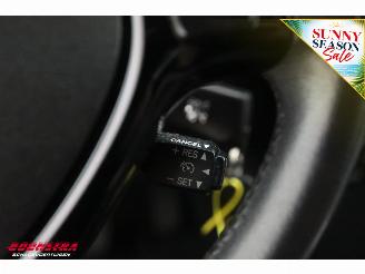 Peugeot 108 1.0 e-VTi Allure TOP! Open dak Cruise Airco Bluetooth LMV picture 21