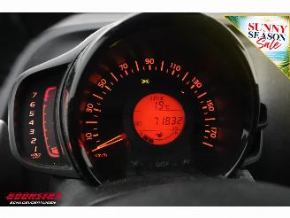 Peugeot 108 1.0 e-VTi Allure TOP! Open dak Cruise Airco Bluetooth LMV picture 23