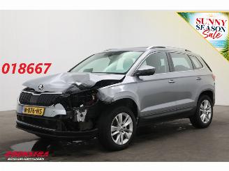 škoda osobní automobily Skoda Karoq 1.5 TSI DSG ACT Business Edition Plus ACC Navi Clima SHZ Camera PDC 2021/11