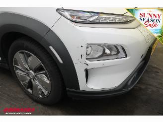 Hyundai Kona EV Fashion 64 kWh LED ACC Apple/Android Camera picture 5