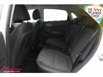 Hyundai Kona EV Fashion 64 kWh LED ACC Apple/Android Camera picture 19