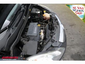 Opel Corsa 1.2-16V '111' Edition 5-drs Airco Cruise 57.145 km! picture 11