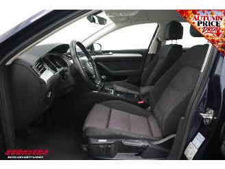 Volkswagen Passat Variant 1.6 TDI Comfortline Navi Cruise Clima PDC AHK picture 8