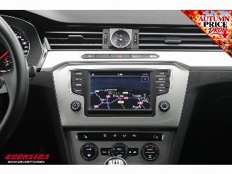 Volkswagen Passat Variant 1.6 TDI Comfortline Navi Cruise Clima PDC AHK picture 7