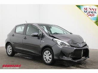 Toyota Yaris 1.5 Full Hybrid Aspiration 5-drs Cruise Clima Bluetooth Camera picture 2
