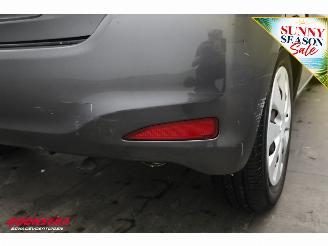 Toyota Yaris 1.5 Full Hybrid Aspiration 5-drs Cruise Clima Bluetooth Camera picture 20