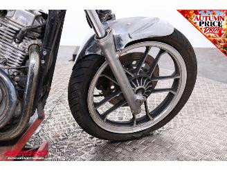 Honda  VT 400 C picture 12