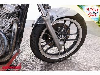 Honda  VT 400 C picture 12