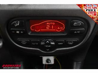 Peugeot 206 CC 1.6-16V Roland Garros Hardtop Clima Leder picture 17
