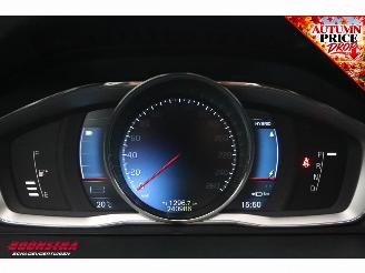 Volvo V-60 2.4 D6 AWD Plug-In Hybrid Summum Glasdak Navi Memory Leder SHZ Camera PDC AHK picture 13