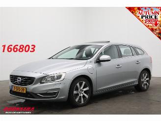 okazja samochody osobowe Volvo V-60 2.4 D6 AWD Plug-In Hybrid Summum Pano Navi Memory AHK SHZ Camera PDC Leder 2013/9