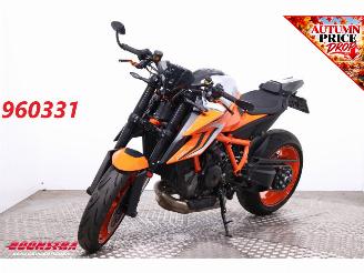 krockskadad bil motor KTM  1290 SuperDuke R ABS Austin Racing Cruise 2022/5