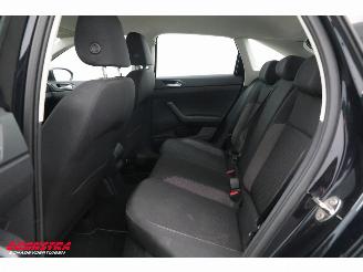 Volkswagen Taigo 1.0 TSI Life ACC Airco Virtual Apple/Android picture 18