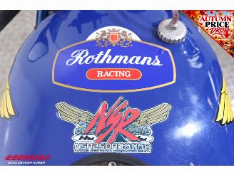 Honda NSR 250 MC18 Rothmans picture 20