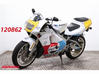 begagnad bil motor Suzuki RGV 250 VJ22 Pepsi 1994/7