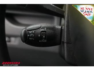 Peugeot e-Expert Long Premium 75 kWh Apple/Android Airco Cruise picture 21