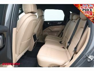 Porsche Cayenne 3.0 E-Hybrid Sport Chrono PASM PDLS Memory Leder SHZ Clima Navi Camera PDC picture 10