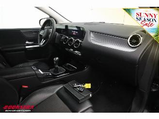 Mercedes B-klasse 180d Premium Plus Cruise Clima Navi SHZ Camera PDC picture 12