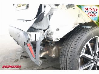 Toyota Yaris 1.5 Hybrid Dynamic ACC Clima SHZ Camera PDC picture 10