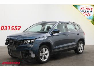 skadebil auto Skoda Karoq 1.5 TSI ACT Ambition Business Cruise Clima Navi Camera PDC AHK 2019/3